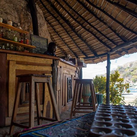 Mufasa Eco Lodge Monkey Bay エクステリア 写真